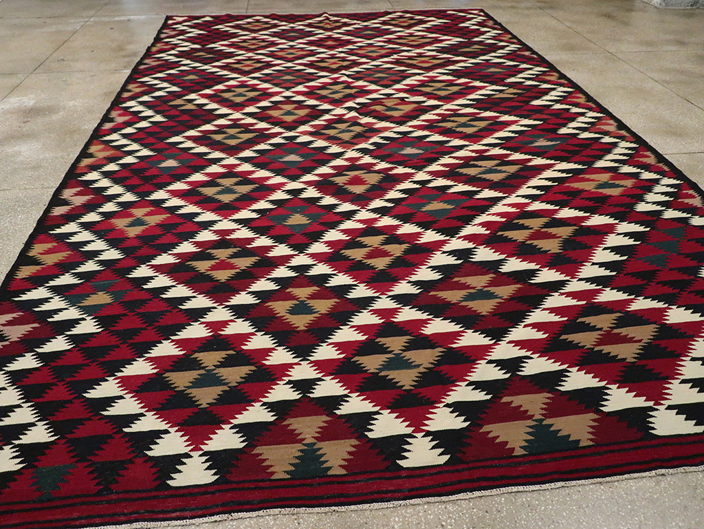 Vintage Turkish Flatweave Kilim Long Room Size Carpet, No.27661 - Staging