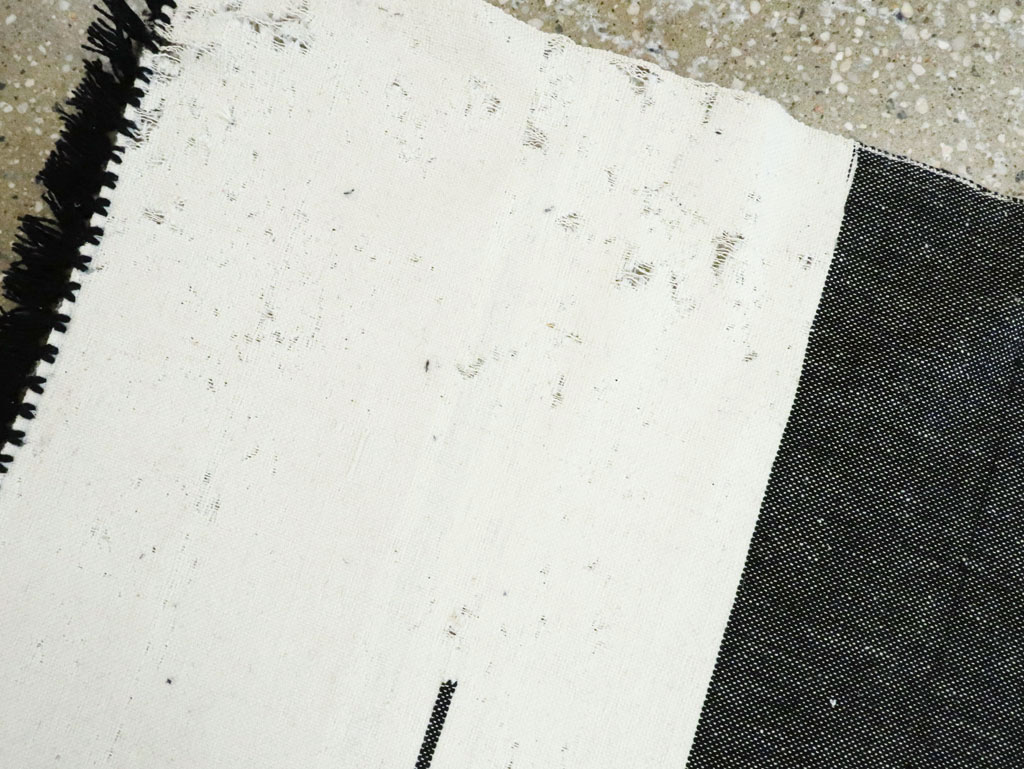 Vintage Ecuadorian Textile Flatweave, No.27672 - Staging