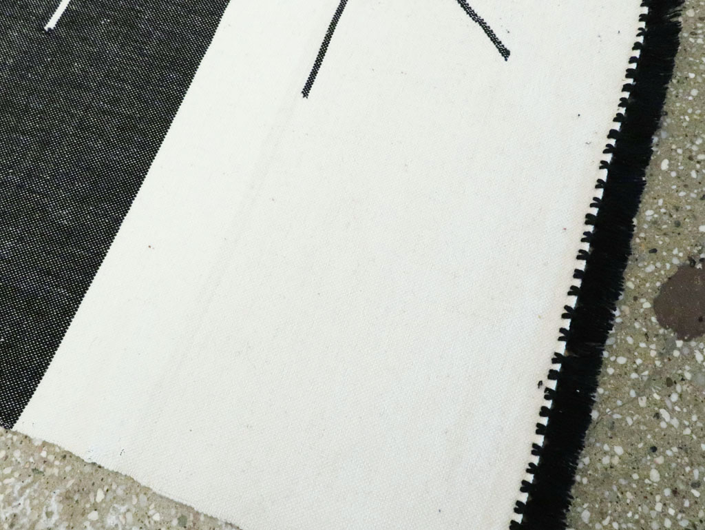 Vintage Ecuadorian Textile Flatweave, No.27672 - Staging