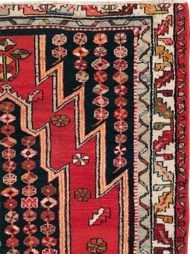 Vintage Persian Mazlagan Accent Rug, No.27710 - Staging