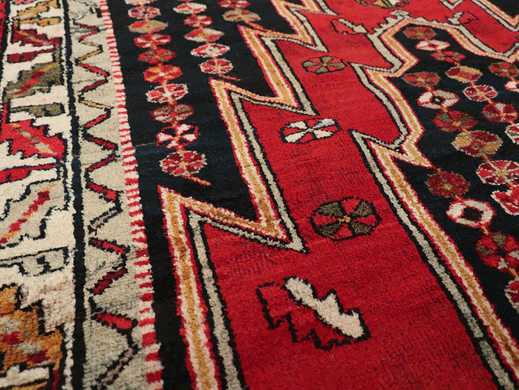 Vintage Persian Mazlagan Accent Rug, No.27710 - Staging