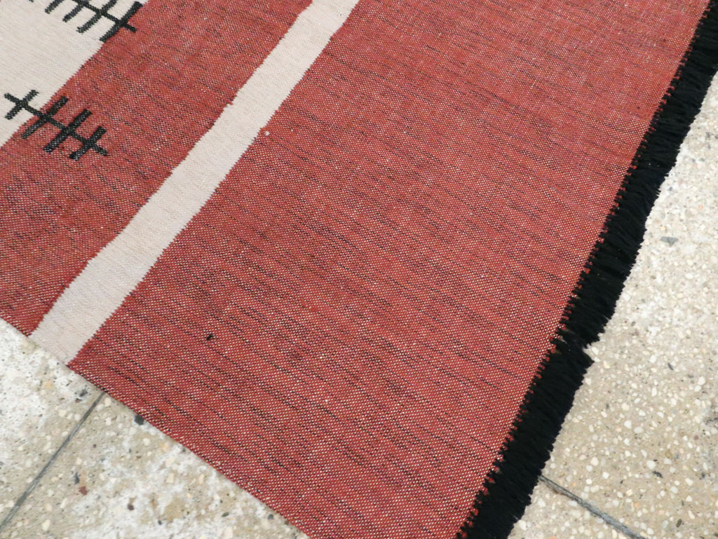 Vintage Ecuadorian Textile Flatweave, No.27742 - Staging