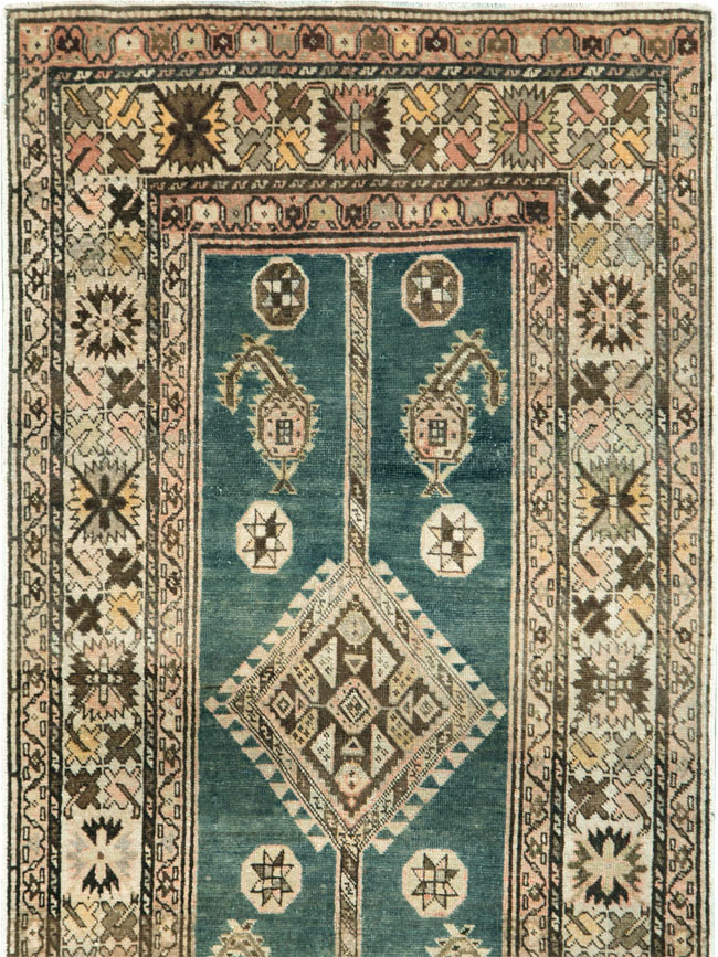 Vintage Persian Serapi Rug, No.27773 - Staging
