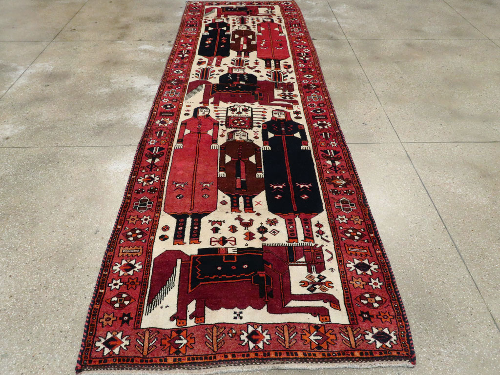 Vintage Pictorial Bakhtiari Rug, No.27784 - Staging