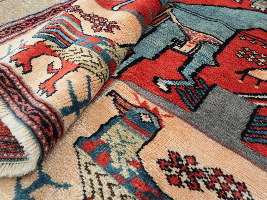 Vintage Pictorial Hamadan Rug, No.27794 - Staging