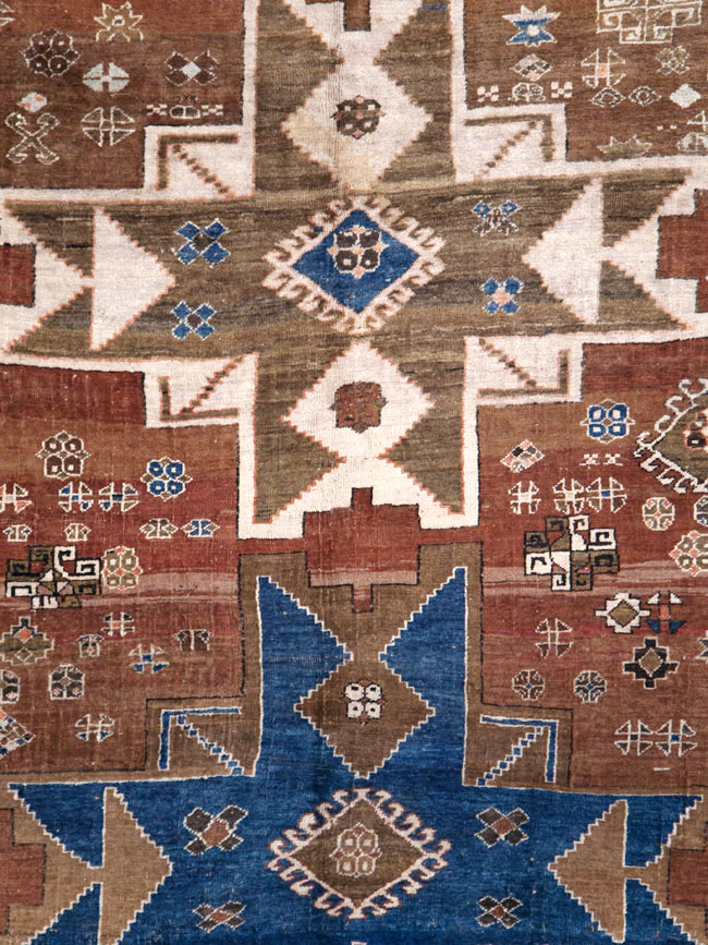 Vintage  Caucasian Kazak Rug, No.27814 - Staging