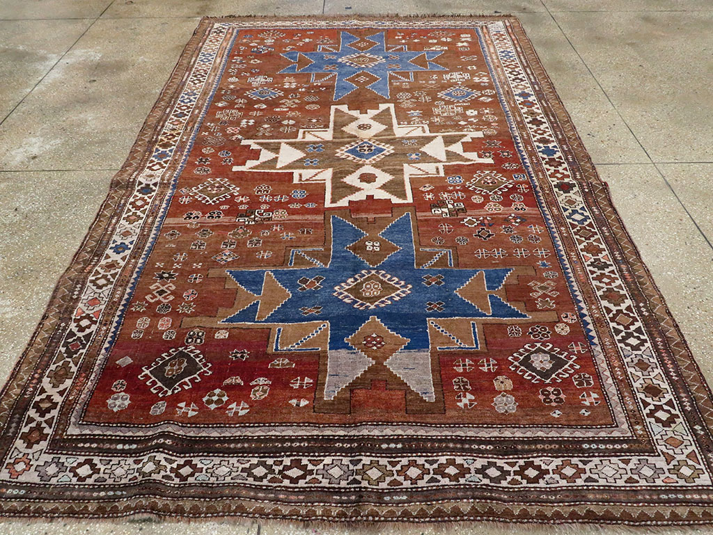 Vintage  Caucasian Kazak Rug, No.27814 - Staging