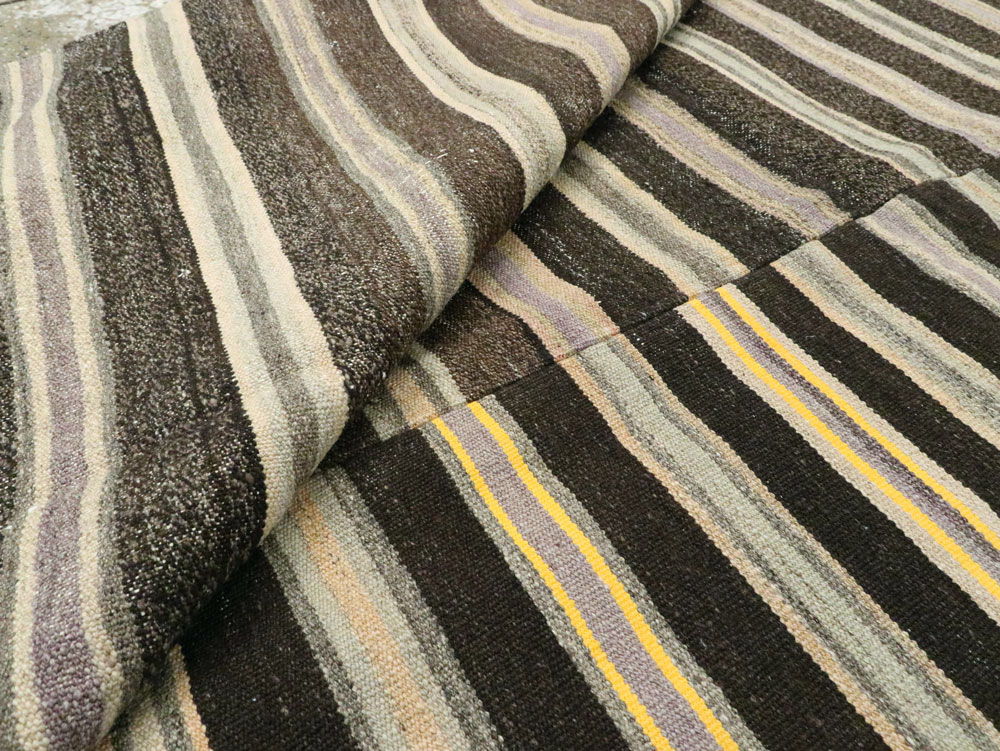 Vintage Turkish Flatweave Kilim, No.27850 - Staging