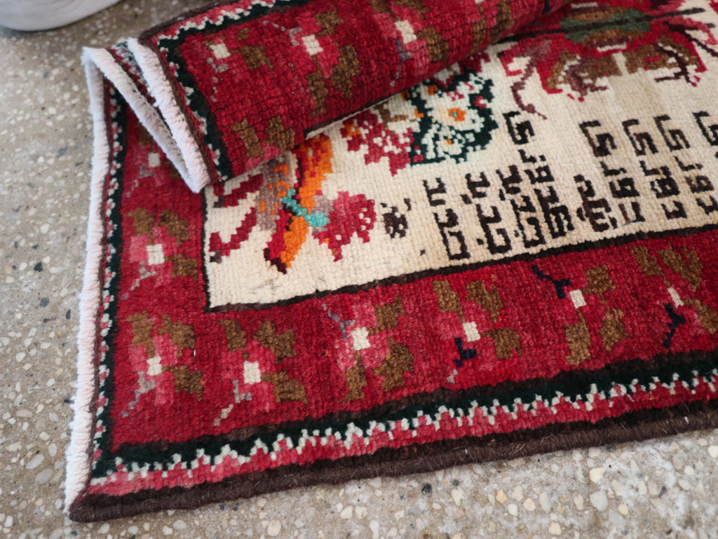 Vintage Persian Hamadan Pictorial Rug, No.27863 - Staging