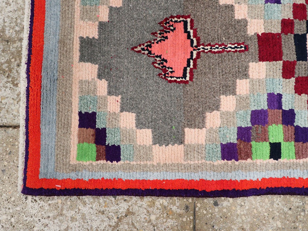 Vintage Persian Mahal Small Runner, No.27868 - Staging