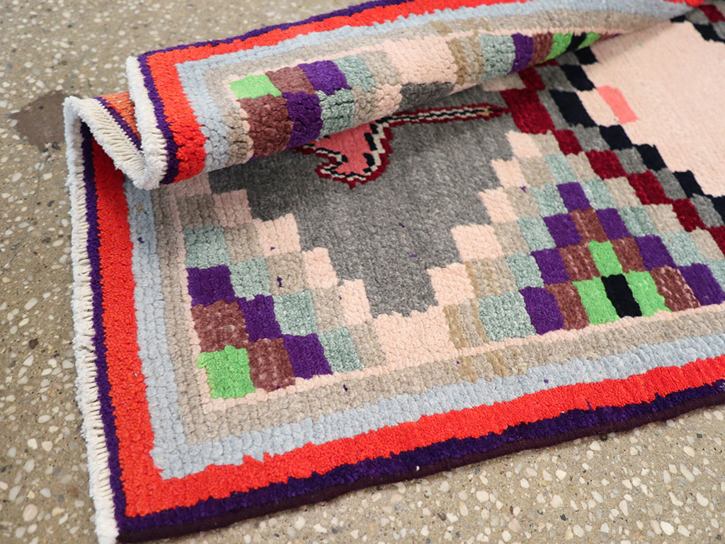 Vintage Persian Mahal Small Runner, No.27868 - Staging