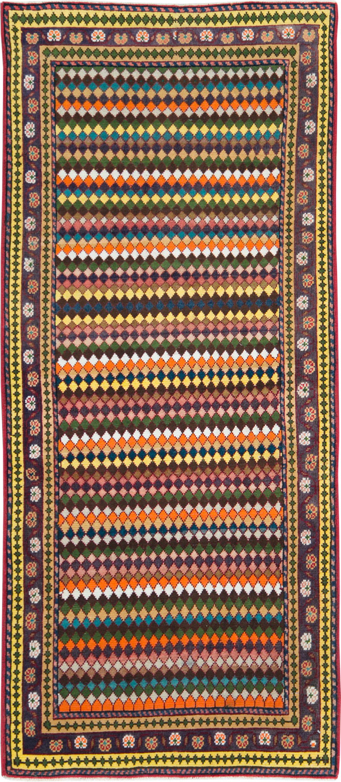 Vintage Persian Mahal Small Runner, No.27870 - Staging