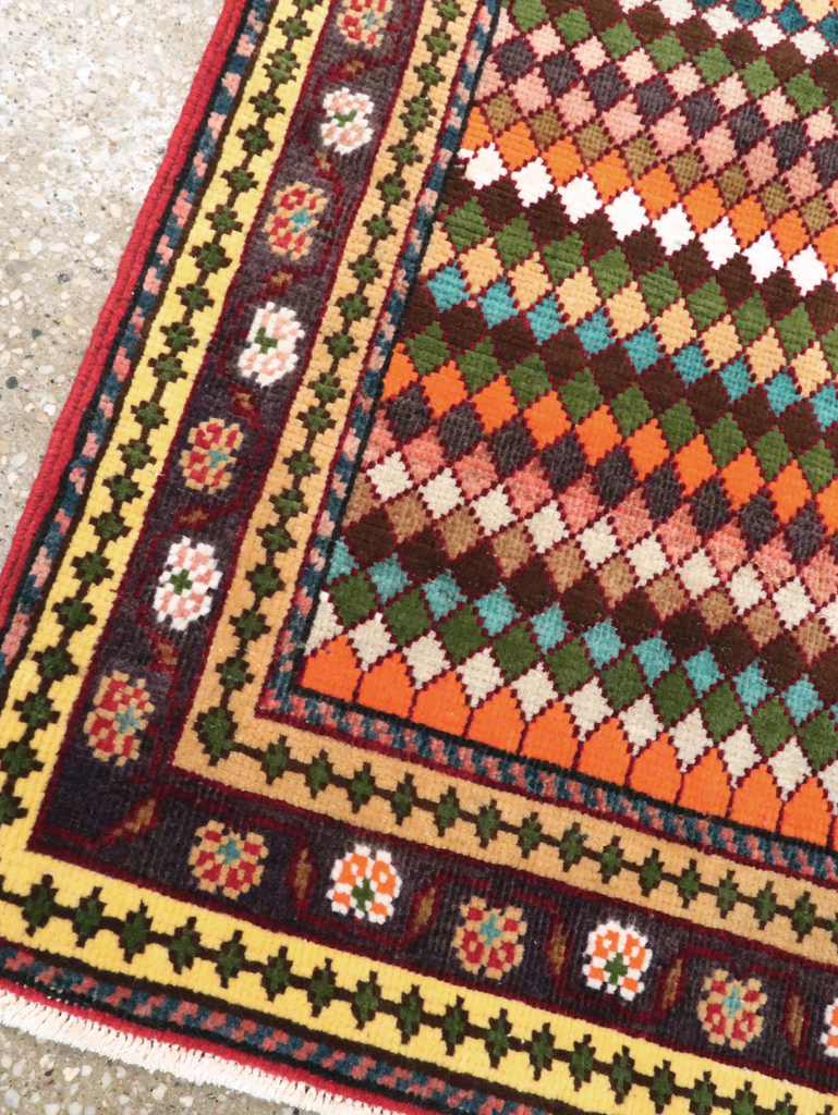 Vintage Persian Mahal Small Runner, No.27870 - Staging