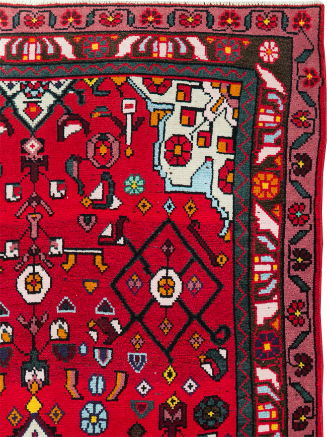 Vintage Persian Hamdan Rug, No.27880 - Staging