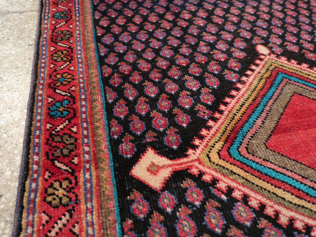 Vintage Persian Mahal Rug, No.27919 - Staging