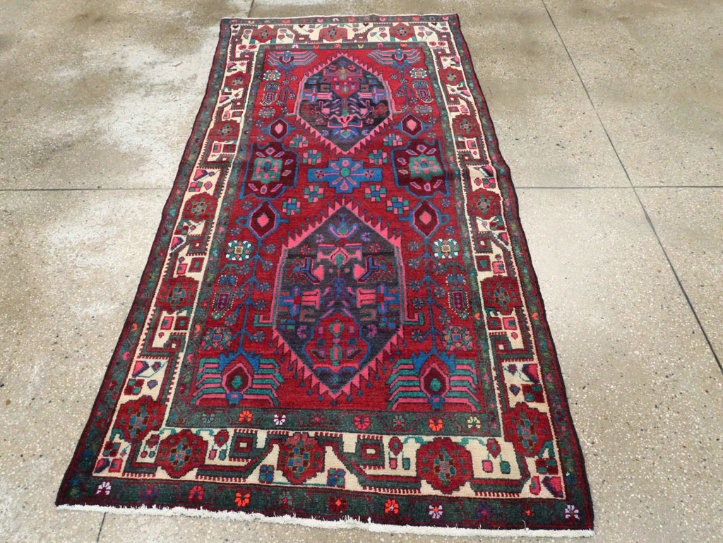 Vintage Persian Hamadan Accent Rug, No.27937 - Staging