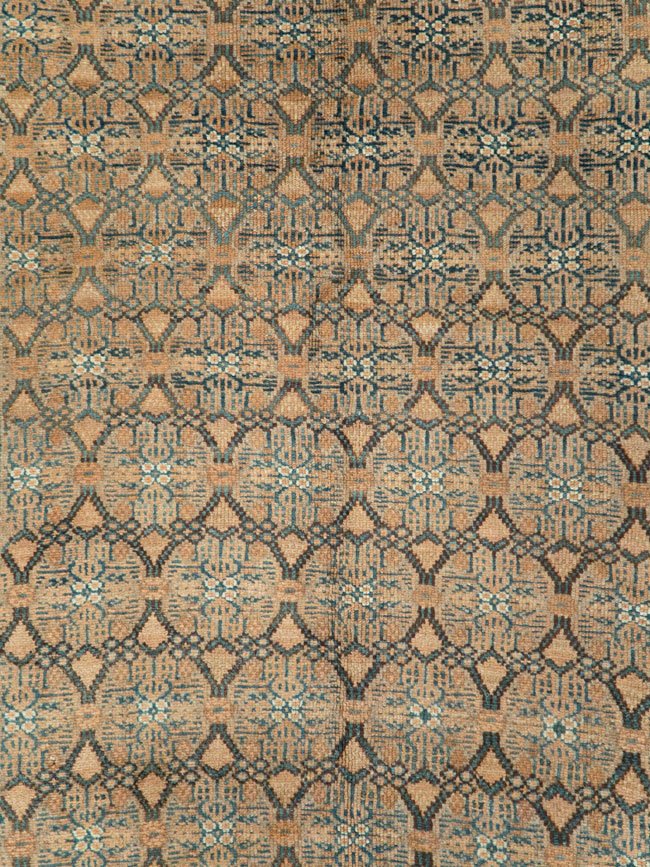 Antique Persian Serab Gallery Rug, No.27938 - Staging