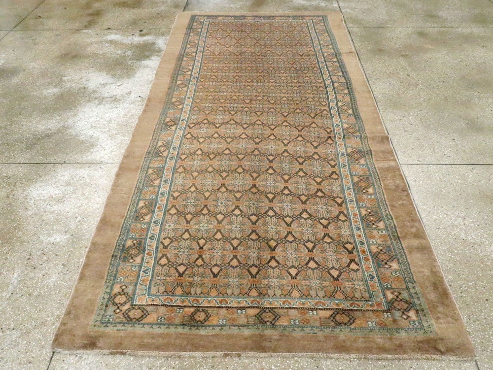Antique Persian Serab Gallery Rug, No.27938 - Staging
