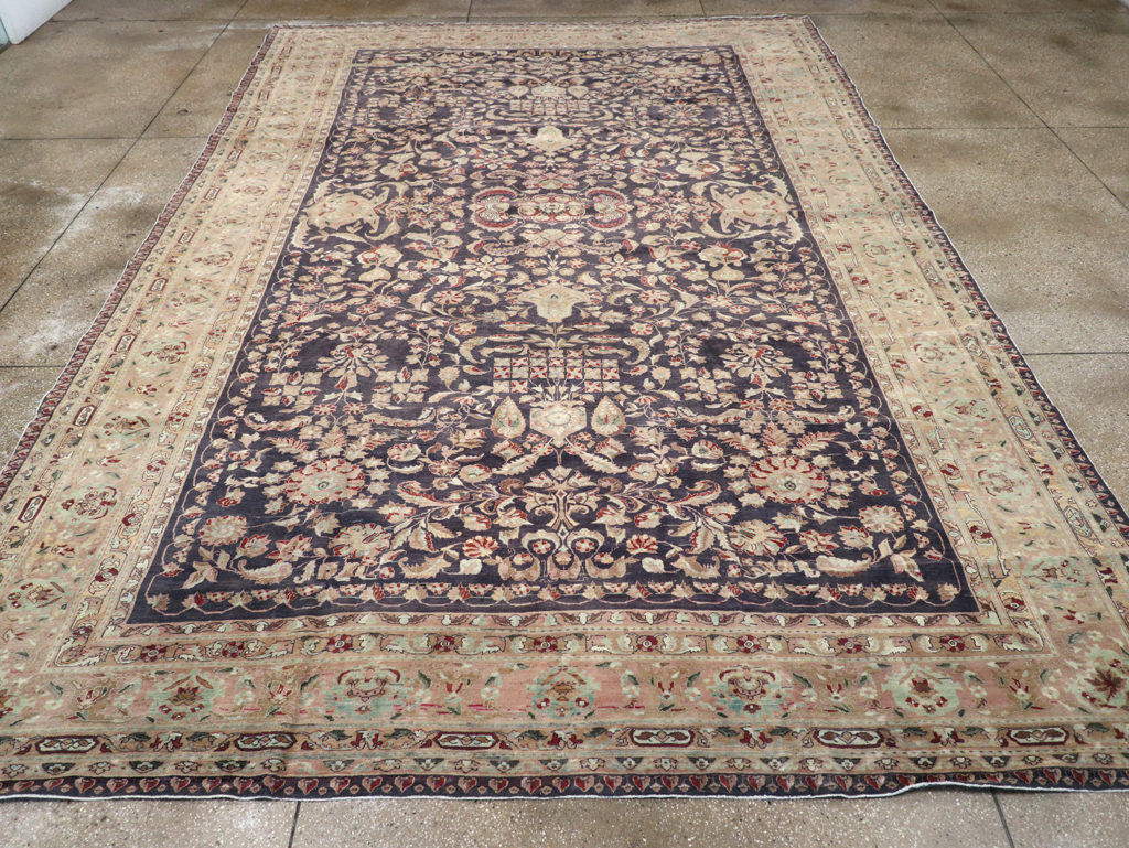 Vintage Persian Sarouk Carpet, No.27951 - Staging