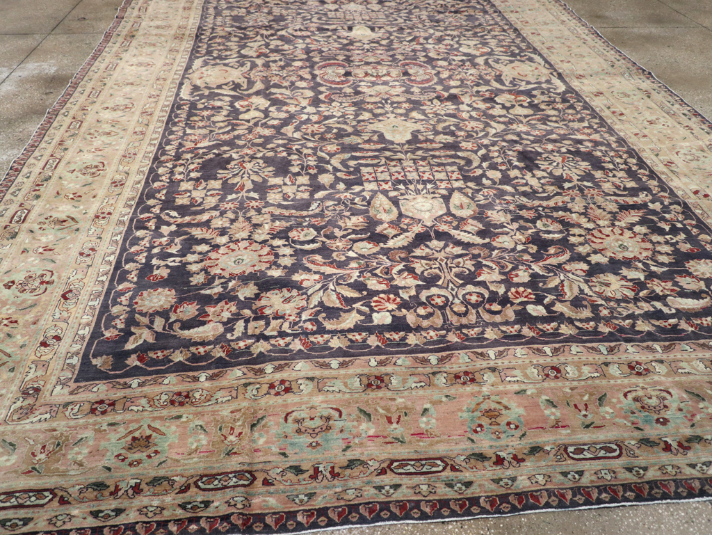 Vintage Persian Sarouk Carpet, No.27951 - Staging