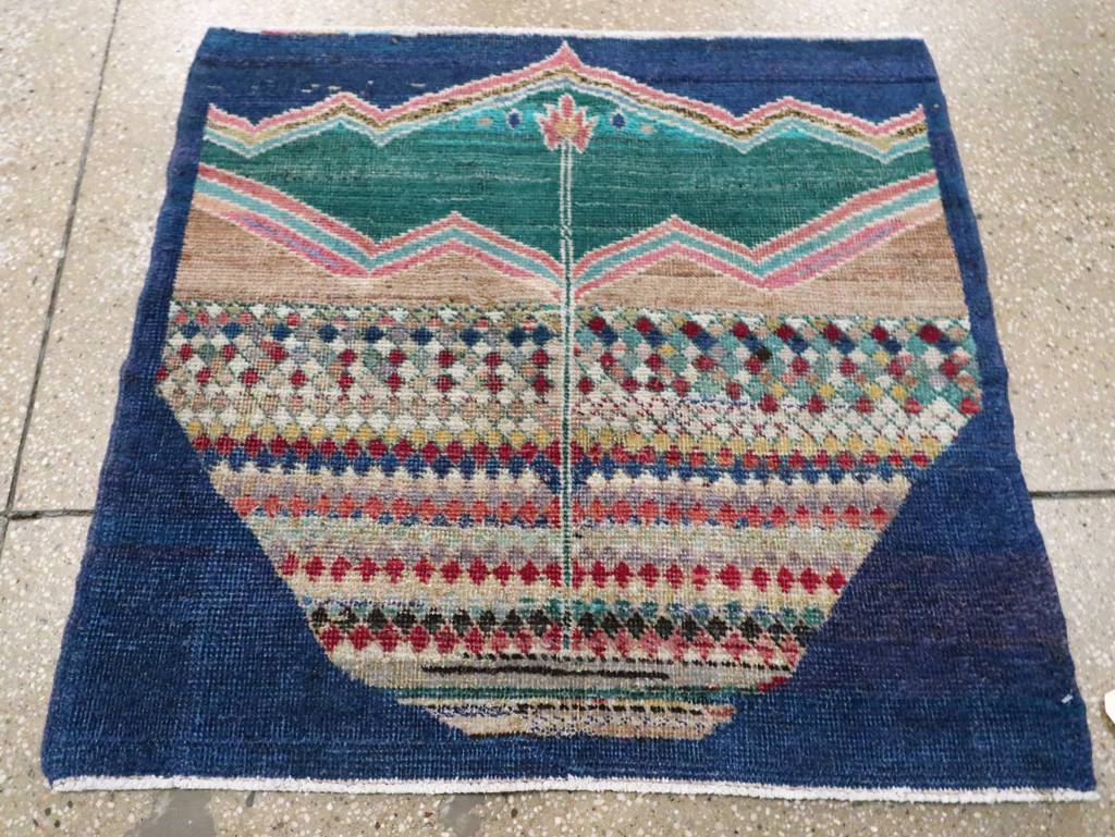 Vintage Anatolian Rug, No.27980 - Staging
