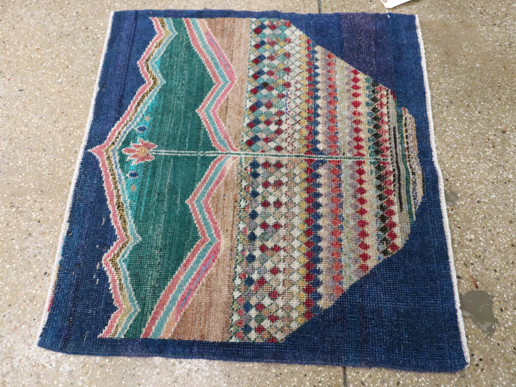 Vintage Anatolian Rug, No.27980 - Staging