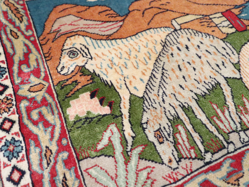 Vintage Persian Sarouk Rug, No.27988 - Staging