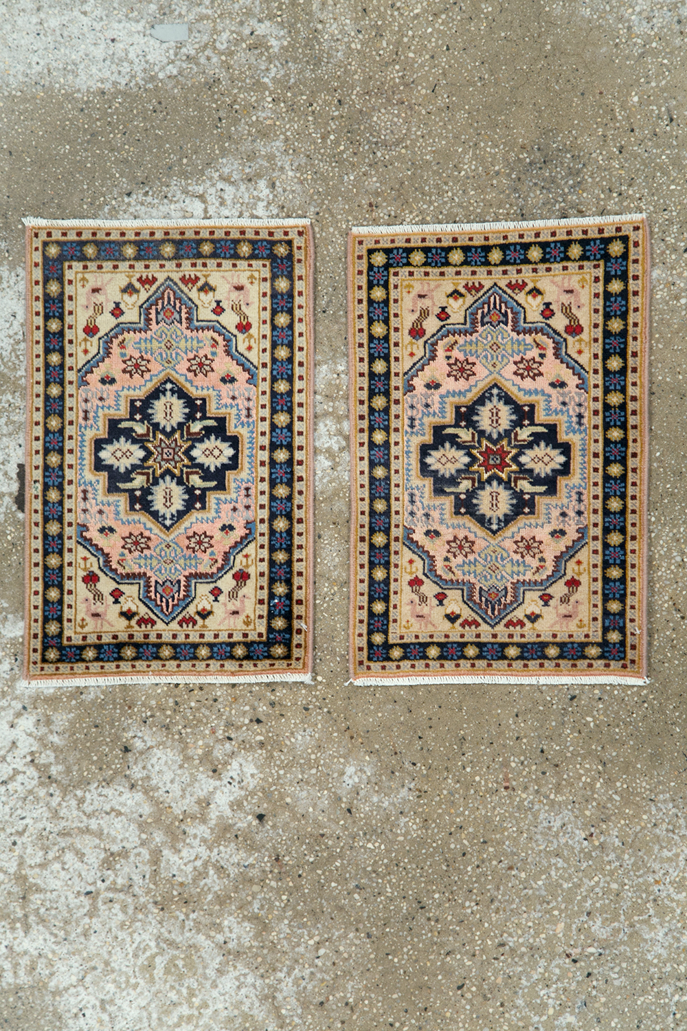 Vintage Persian Ardabil Rug (Pair: 1 of 2), No.27998 - Staging