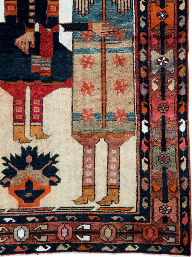 Vintage Persian Pictorial Bakhtiari Gallery Carpet, No.28005 - Staging