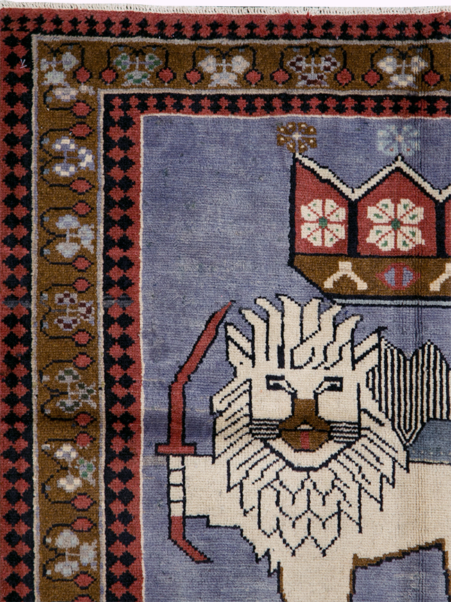 Vintage Pictorial Hamadan Rug, No.28020 - Staging