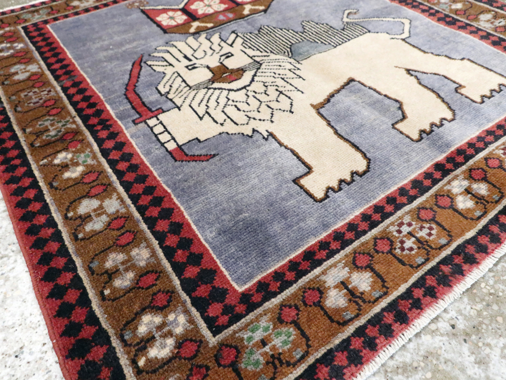 Vintage Pictorial Hamadan Rug, No.28020 - Staging