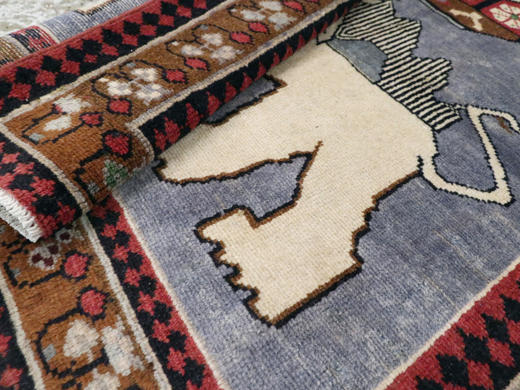 Vintage Pictorial Hamadan Rug, No.28020 - Staging