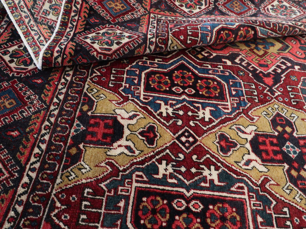 Vintage Persian Heriz Carpet, No.28022 - Staging