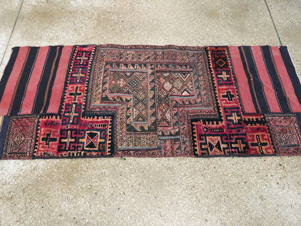 Vintage Persian Flatweave Kilim Throw Rug, No.28041 - Staging