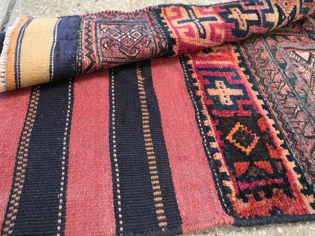 Vintage Persian Flatweave Kilim Throw Rug, No.28041 - Staging