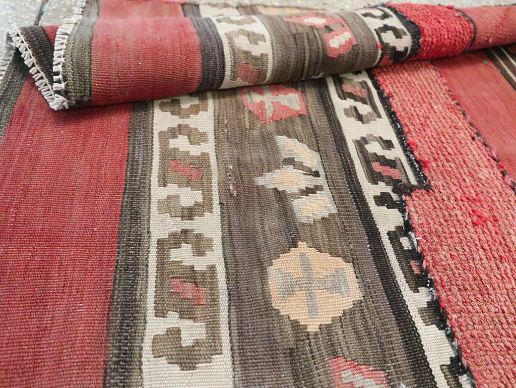 Vintage Persian Flatweave Kilim Throw Rug, No.28043 - Staging