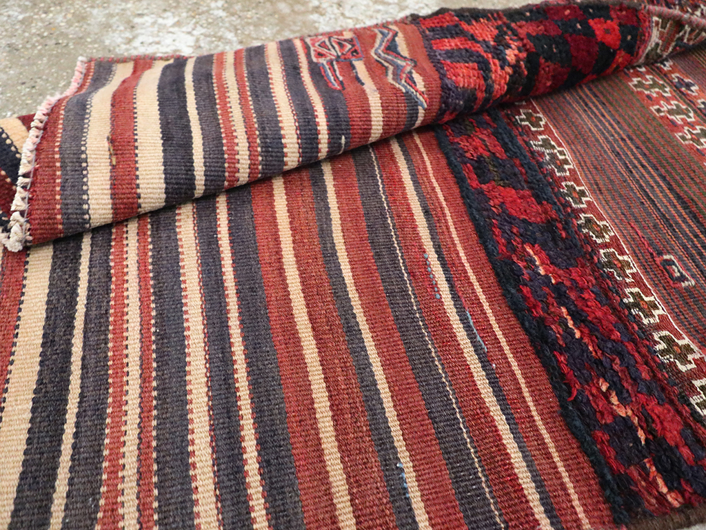Vintage Persian Flatweave Kilim Throw Rug, No.28044 - Staging