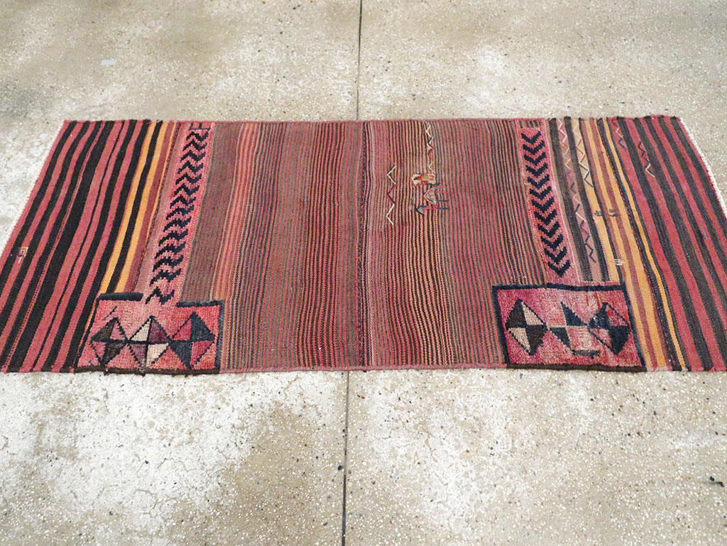 Vintage Persian Flatweave Kilim Throw Rug, No.28046 - Staging