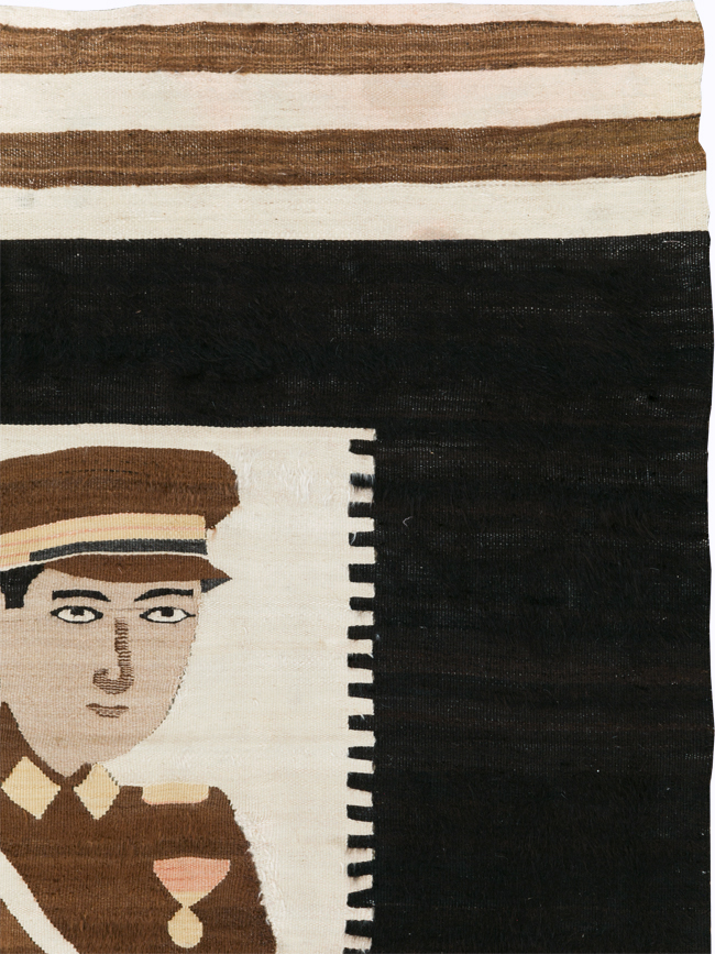 Vintage Pictorial Flatweave, No.28052 - Staging