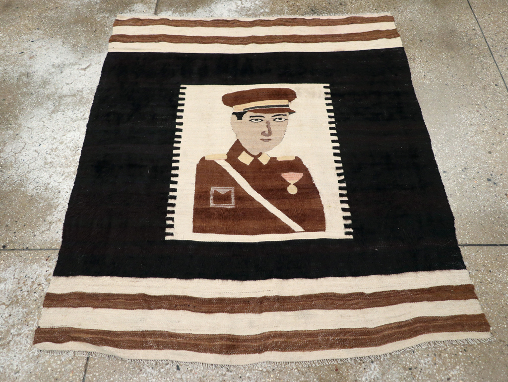 Vintage Pictorial Flatweave, No.28052 - Staging