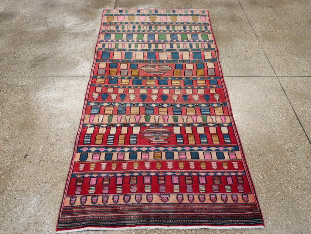 Vintage Persian Mashad Throw Rug, No.28067 - Staging