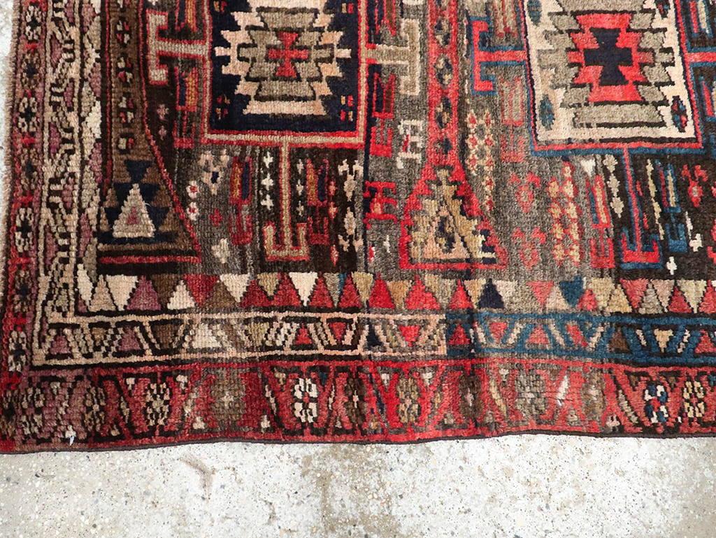 Vintage Northwest Persian Rug, No.28069 - Staging