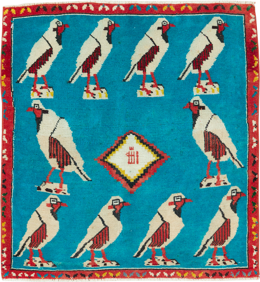 Vintage Persian Shiraz Pictorial Rug, No.28080 - Staging