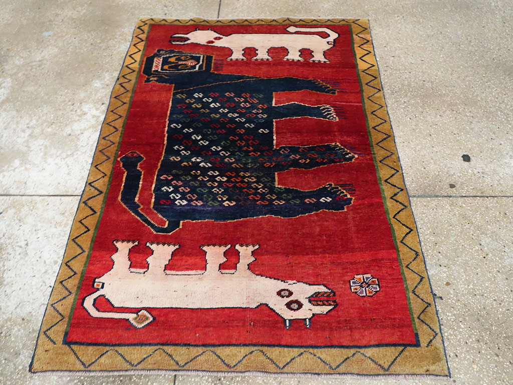 Vintage Pictorial Shiraz Rug, No.28084 - Staging