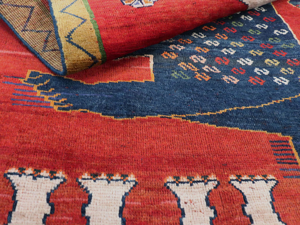 Vintage Pictorial Shiraz Rug, No.28084 - Staging