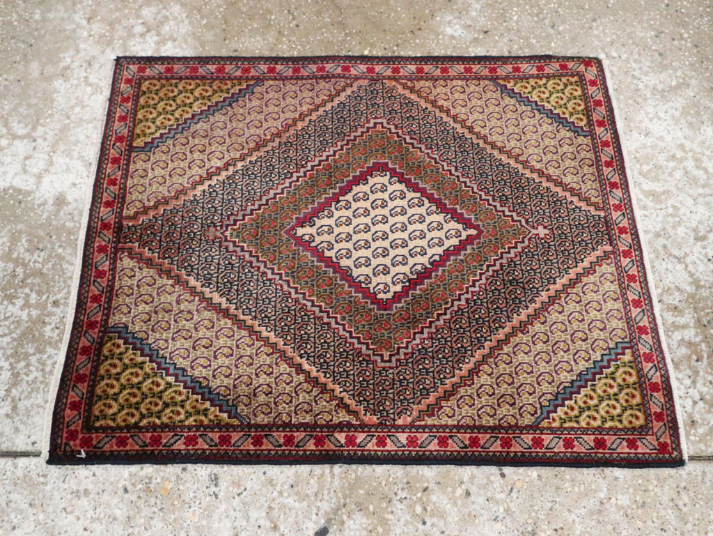 Vintage Persian Tabriz Throw Rug, No.28099 - Staging