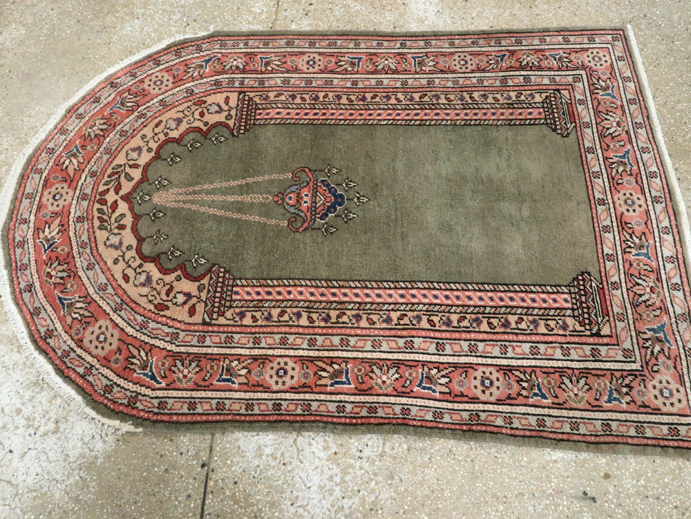 Vintage Turkish Sivas Rug, No.28116 - Staging