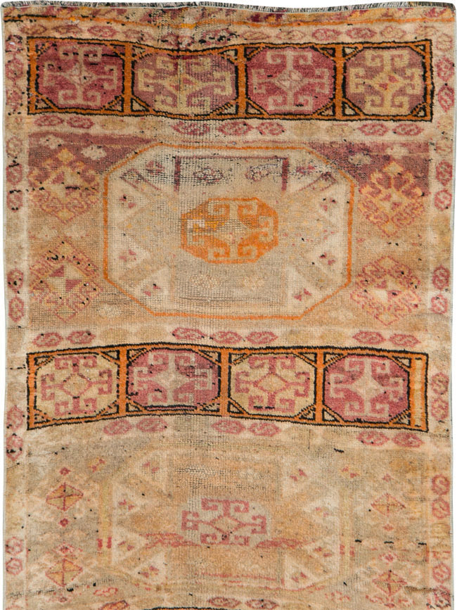 Vintage Turkish Anatolian Runner, No.28117 - Staging