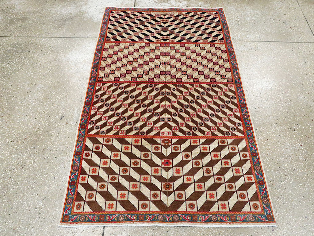 Vintage Persian Tabriz Rug, No.28151 - Staging