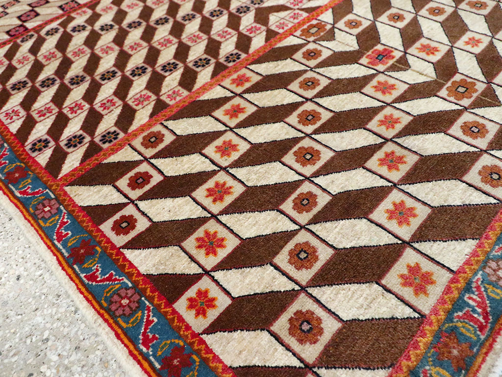 Vintage Persian Tabriz Rug, No.28151 - Staging